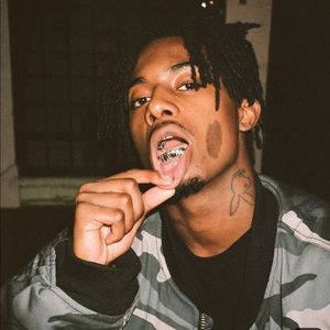 Meet your Posher, Rocio